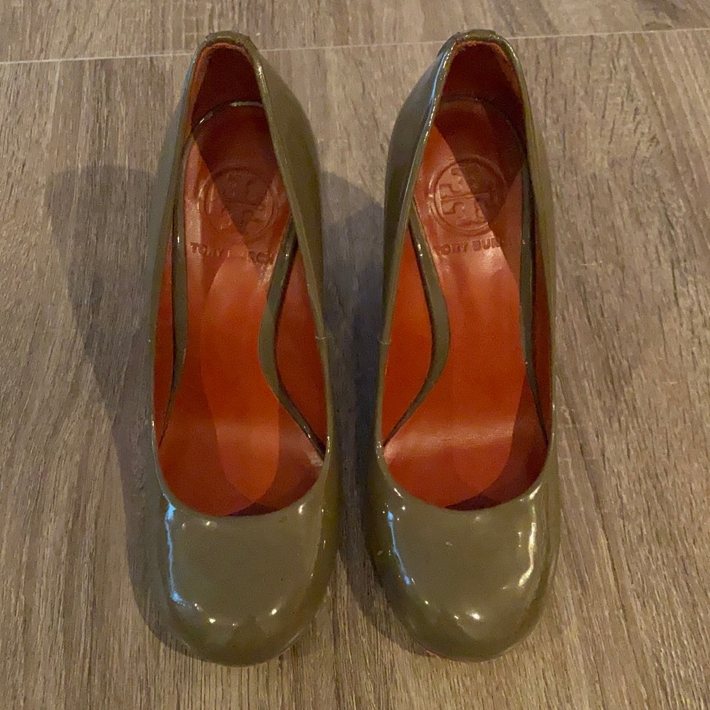 Tory Burch wedges